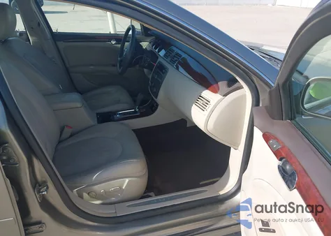 2010 Buick Lucerne Cxl Special Edition z USA, uszkodzony, nr VIN 1G4HD5EM0AV111329